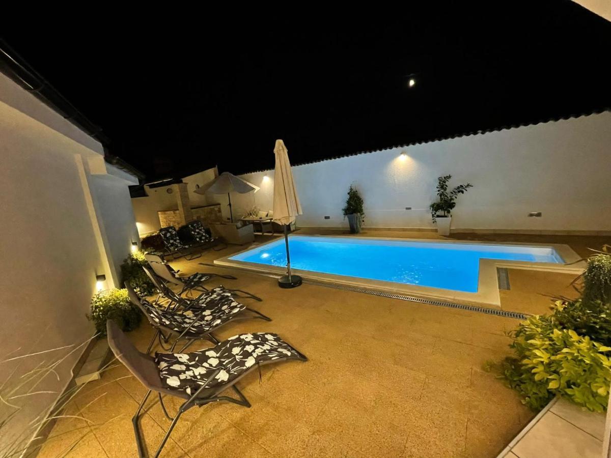 Villa Natka Bed&Breakfast Rovinjsko Selo Exteriör bild